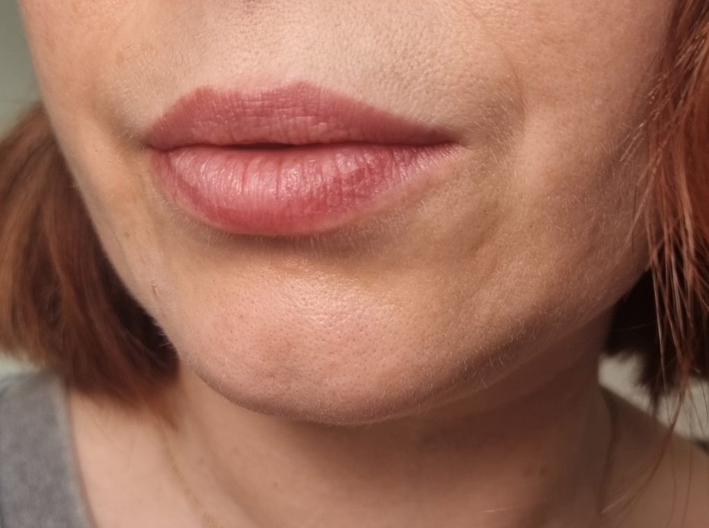 Lip Liner results using Wonderskin Wonder Blading Lip Stain Masque